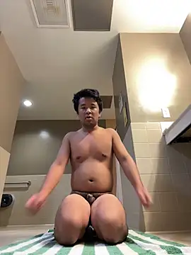 bigasianloads25 online show from October 4, 2025, 6:50 pm