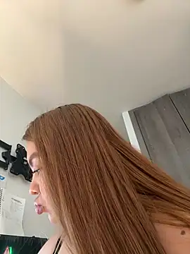 Snapshot of valeria2019hot chatting on November 7, 2025, 3:45 pm valeria2019hot online show from November 7, 2025, 3:45 pm