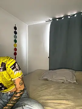 anika lowen02 online show from September 23, 2025, 3:59 pm