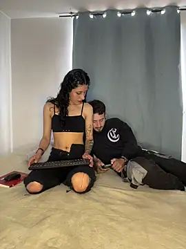 anika lowen02 online show from October 25, 2025, 6:35 pm