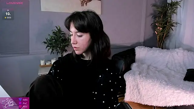 Belle Via online show from February 27, 2025, 5:13 am