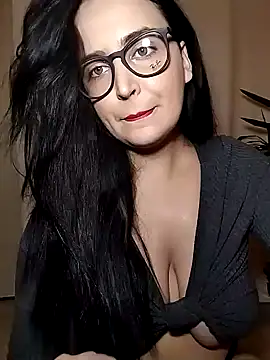 Selena Selly7 online show from February 2, 2025, 9:23 pm