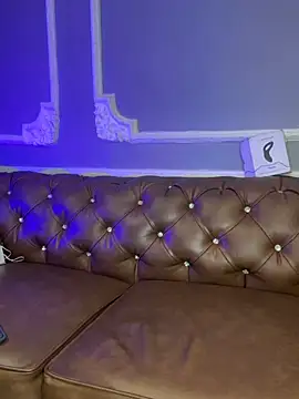 Snapshot of AaronCruz_ chatting on February 25, 2025, 4:10 pm AaronCruz online show from February 25, 2025, 4:10 pm