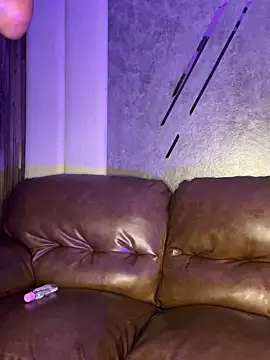 Snapshot of AaronCruz_ chatting on March 20, 2025, 11:02 pm AaronCruz online show from March 20, 2025, 11:02 pm