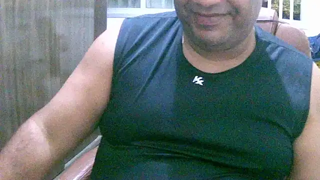 Snapshot of ulmo_br chatting on November 25, 2025, 11:16 pm ulmo br online show from November 25, 2025, 11:16 pm