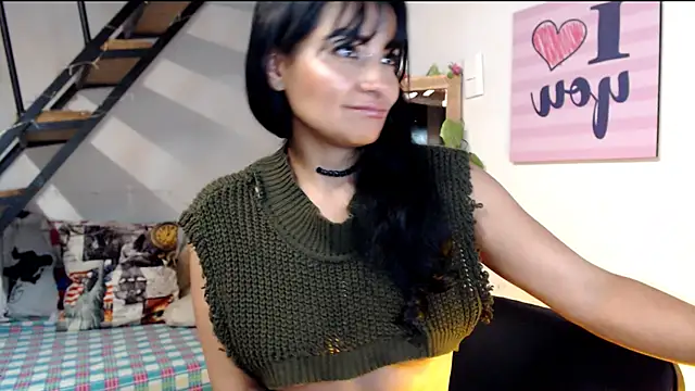 luna sky83 online show from February 11, 2025, 1:41 pm