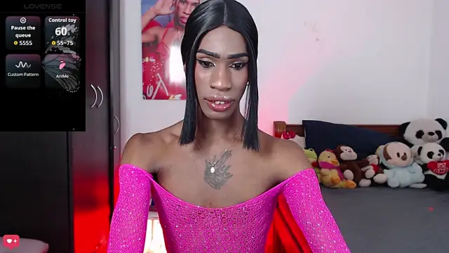 Snapshot of Kendall_Gil chatting on December 2, 2025, 5:02 am Kendall Gil online show from December 2, 2025, 5:02 am