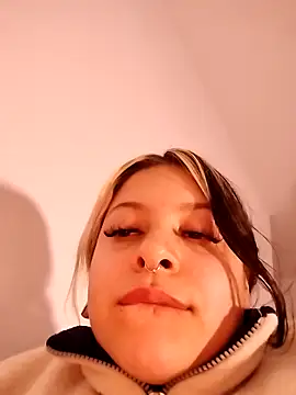 sammymoon online show from February 26, 2025, 10:53 pm