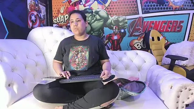 Snapshot of candy_hairy chatting on November 7, 2025, 2:44 am candy hairy online show from November 7, 2025, 2:44 am