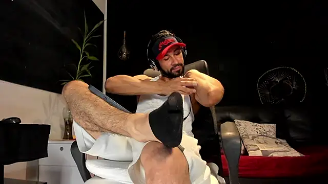 alessandro wye online show from November 4, 2025, 6:56 am