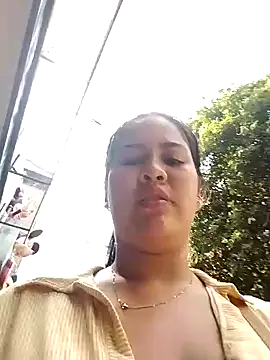 Snapshot of Miia_grand chatting on January 24, 2025, 6:25 pm Miia grand online show from January 24, 2025, 6:25 pm