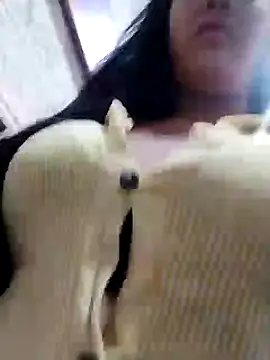 Snapshot of Miia_grand chatting on March 13, 2025, 3:39 pm Miia grand online show from March 13, 2025, 3:39 pm