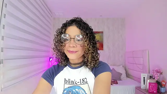 Keni malf online show from November 2, 2025, 3:53 am