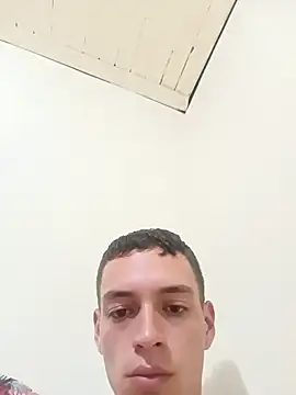 Snapshot of zeus67wrer chatting on September 19, 2025, 11:05 pm zeus67wrer online show from September 19, 2025, 11:05 pm