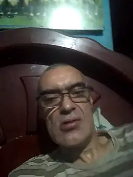 Snapshot of hugosafado333 chatting on December 16, 2024, 9:31 pm hugosafado333 online show from December 16, 2024, 9:31 pm