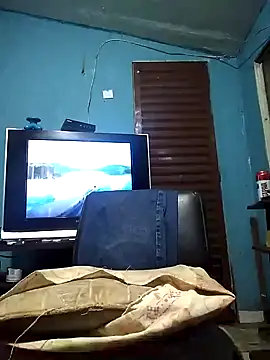 Snapshot of hugosafado333 chatting on January 5, 2025, 3:11 am hugosafado333 online show from January 5, 2025, 3:11 am