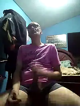 Snapshot of hugosafado333 chatting on February 4, 2025, 2:28 am hugosafado333 online show from February 4, 2025, 2:28 am