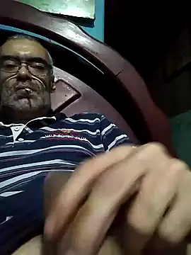 Snapshot of hugosafado333 chatting on March 10, 2025, 6:49 am hugosafado333 online show from March 10, 2025, 6:49 am