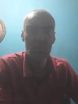 Snapshot of hugosafado333 chatting on October 19, 2025, 3:29 am hugosafado333 online show from October 19, 2025, 3:29 am