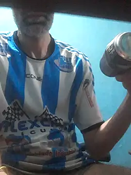 Snapshot of hugosafado333 chatting on November 8, 2025, 4:01 am hugosafado333 online show from November 8, 2025, 4:01 am