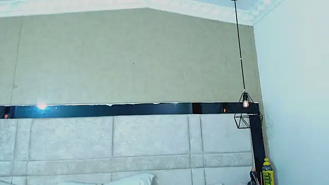 kimCosseyy online show from February 18, 2026, 2:07 am