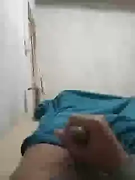 Snapshot of izinjamfee2 chatting on June 15, 2026, 11:29 pm izinjamfee2 online show from June 15, 2026, 11:29 pm