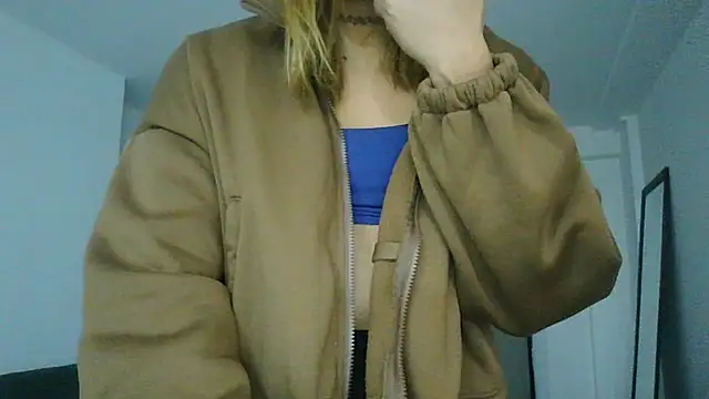 Snapshot of Yerucita chatting on June 25, 2026, 4:56 am Yerucita online show from June 25, 2026, 4:56 am
