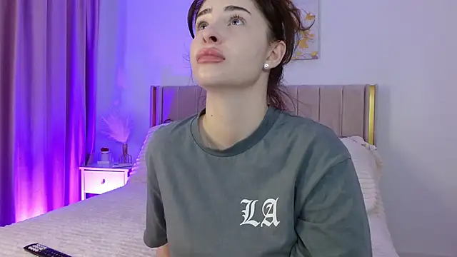 Snapshot of GraceCarther chatting on November 26, 2025, 6:31 pm GraceCarther online show from November 26, 2025, 6:31 pm