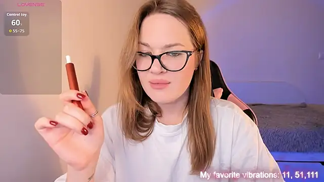 ami amour  online show from November 29, 2025, 4:32 pm