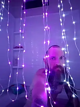 Snapshot of lit702 chatting on December 23, 2025, 10:57 am lit702 online show from December 23, 2025, 10:57 am