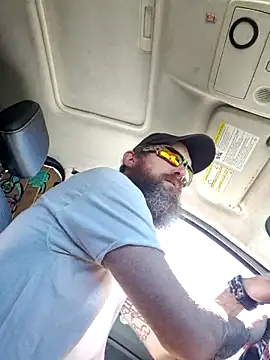 Snapshot of lit702 chatting on March 2, 2026, 9:32 pm lit702 online show from March 2, 2026, 9:32 pm