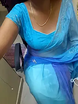 Snapshot of Roja-Telugu777 chatting on February 5, 2025, 2:59 pm Roja-Telugu777 online show from February 5, 2025, 2:59 pm