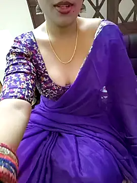 Snapshot of Roja-Telugu777 chatting on October 7, 2025, 1:58 am Roja-Telugu777 online show from October 7, 2025, 1:58 am