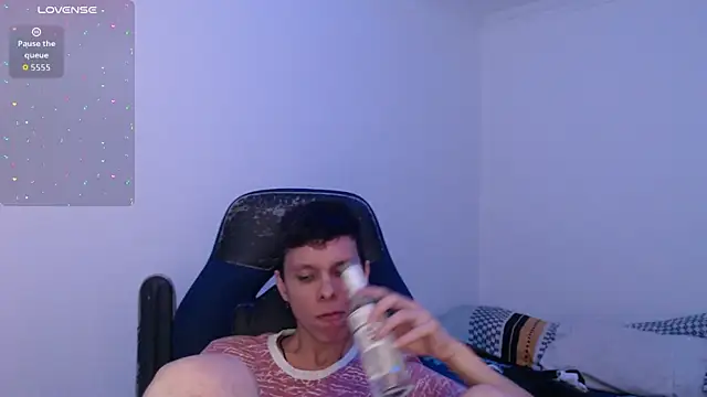 bryamado69 online show from December 21, 2025, 6:20 am