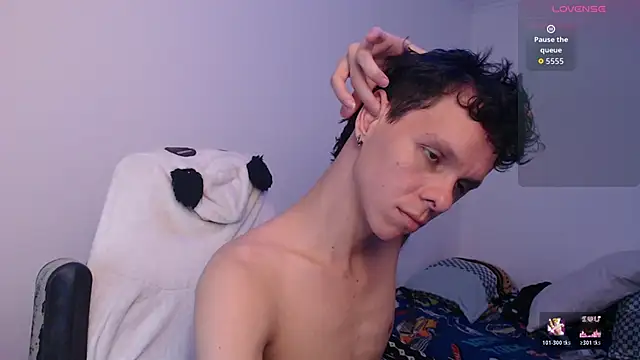 bryamado69 online show from March 11, 2026, 6:25 pm