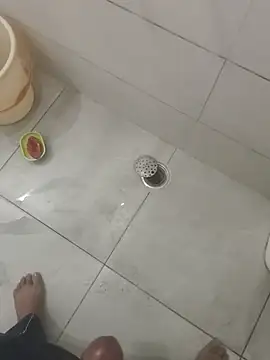 Gururonny07 online show from October 19, 2025, 12:44 am