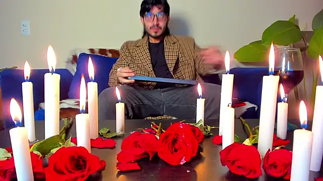 Snapshot of Ackerman_Eren_ chatting on February 14, 2025, 9:34 am Ackerman Eren online show from February 14, 2025, 9:34 am