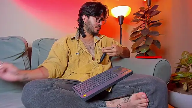 Snapshot of Ackerman_Eren_ chatting on September 15, 2025, 9:53 am Ackerman Eren online show from September 15, 2025, 9:53 am