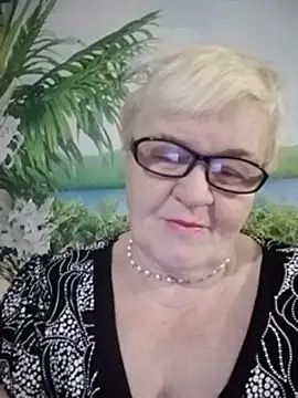 VioletSweet566 online show from December 6, 2024, 4:03 am