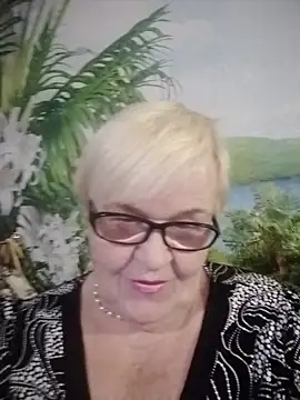 VioletSweet566 online show from December 13, 2024, 9:30 pm