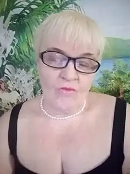 VioletSweet566 online show from February 8, 2025, 11:12 am