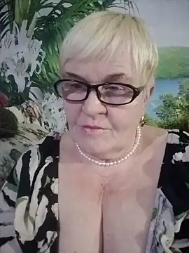 VioletSweet566 online show from February 20, 2025, 6:24 pm