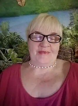 VioletSweet566 online show from February 27, 2025, 8:20 pm