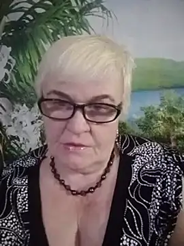 VioletSweet566 online show from March 16, 2025, 6:23 pm