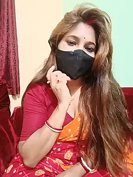 Snapshot of BongQueen9 chatting on July 10, 2026, 5:48 pm BongQueen9 online show from July 10, 2026, 5:48 pm
