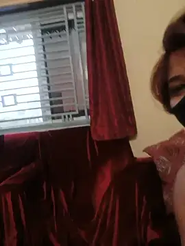 Snapshot of BongQueen9 chatting on July 14, 2026, 12:24 am BongQueen9 online show from July 14, 2026, 12:24 am
