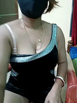 Snapshot of BongQueen9 chatting on July 17, 2026, 3:07 pm BongQueen9 online show from July 17, 2026, 3:07 pm
