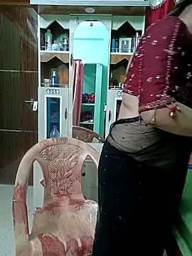 Snapshot of BongQueen9 chatting on July 20, 2026, 12:29 pm BongQueen9 online show from July 20, 2026, 12:29 pm