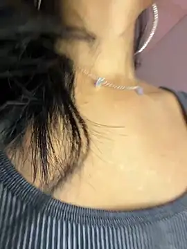 Laura fernandezII online show from September 27, 2025, 9:31 pm