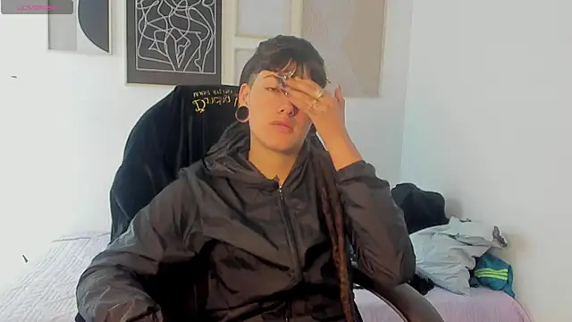 Snapshot of _sharlotte777 chatting on November 28, 2025, 1:58 pm sharlotte777 online show from November 28, 2025, 1:58 pm